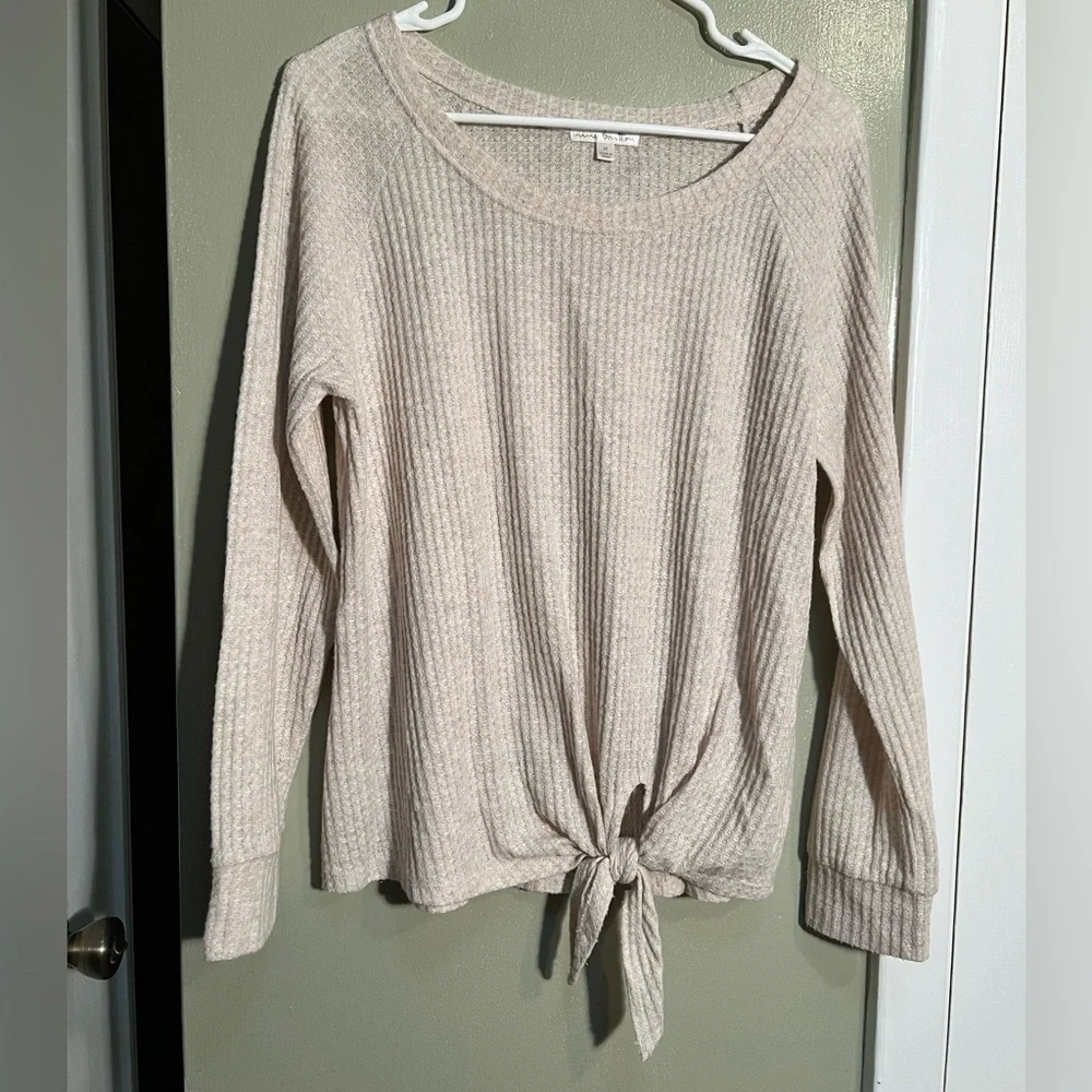 Nine Britton Stitch Fix Women's Size Medium Thermal Top Beige Tie Front Soft_3